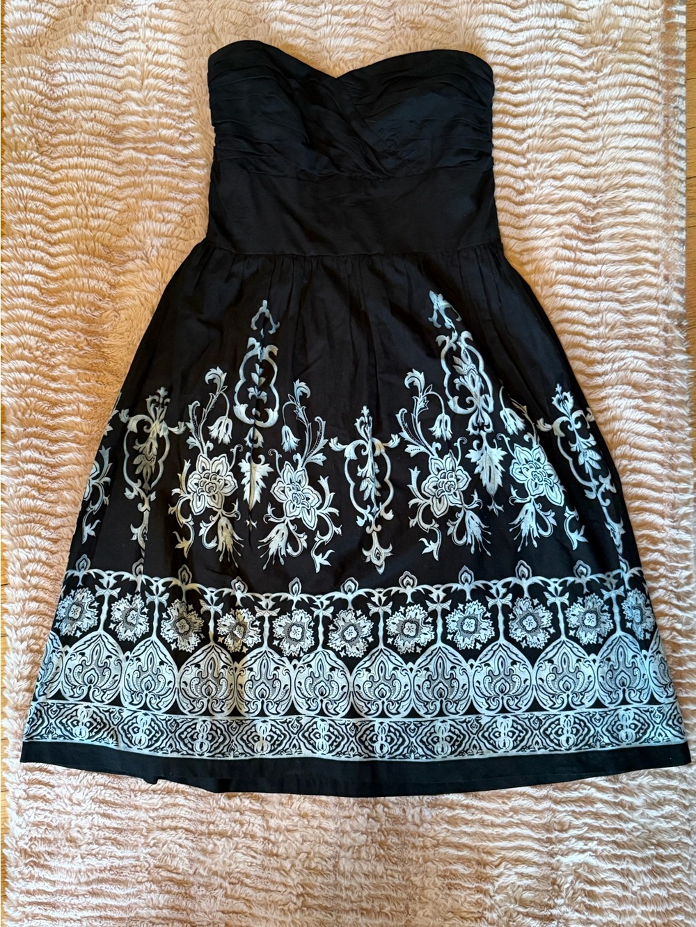 White House Black Market Black Strapless Dress with Stylized Floral Design